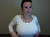 Hey ik ben Nina. Korte intro .. ik ben klein van stuk maar groots in presence, love it. Dominant op een speelse manier.ik hou van nieuwe uitdagingen! Oeh, ik voel de vibes al ..