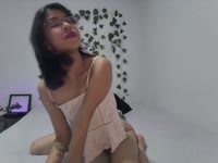 Hello a pleasure, I am Sarah, that my angel face does not confuse you, I am able to fulfill your greatest fantasies or if you only want to have an evening where you want to have a pleasant conversation. In my show you will find; tenderness and pleasure