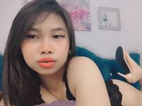 adult cam chat room AickaChan