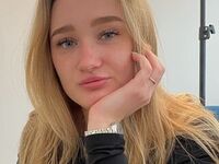nude webcamgirl pic CristieBozzone