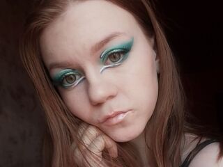 naughty cam girl fingering pussy FloreneBouma