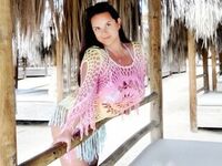 cam strip tease LaraDevi