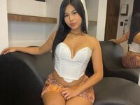 strip tease MadeleinSinclair