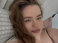 fingering webcam girl TracySimmons