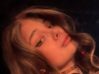 hot naked webcam girl ViolaKerelina