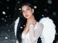 naughty camwhore EmilianaEscobar