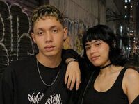 hot naked webcam couple AxelAndCloe