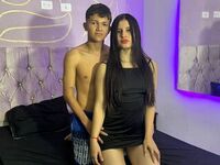 naked cam couple masturbating with vibrator LeslyAndJhonns