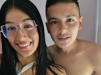 kinky girl fucked in front of live cam RossiAndDarick