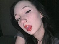 camslut fingering wet pussy AccaBelow