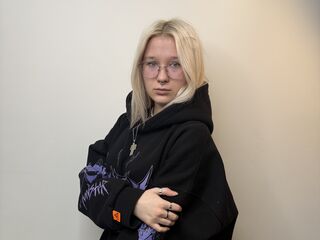 sexy webcamgirl picture AdelinaCostanti