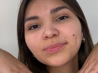 bedroom live cam AdriaKunstlinger