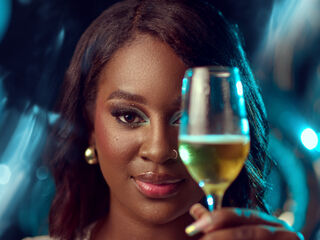 naked webcamgirl AkiraHomers