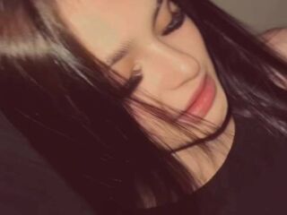 naked camgirl masturbating with dildo AmberlyMankoski