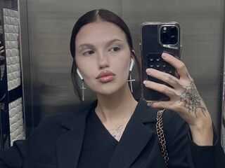 adult webcam chat room ArlindaMarotti