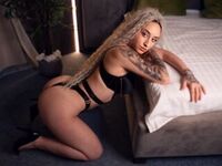nude camgirl photo AuraBlake