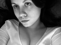 fingering girl cam BelaWink