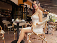 girl cam free BellaBlaze