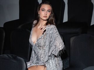 camgirl chat room BillyeMacke