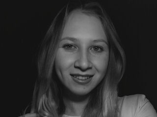 naked girl with webcam fingering BlanchTrotz