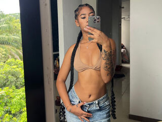 free camsex CarolineCartson