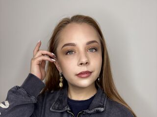 fingering cam slut CaseySalizar