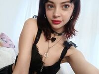 camgirl fingering bald pussy CassyVixen