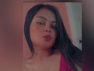 camslut topless CataleyaLux