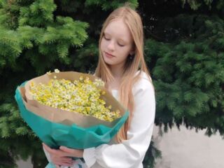 nude webcam ChristieBrozyna
