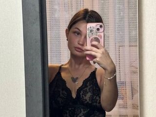 free live chatroom ClareHoop