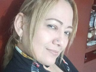 naked webcam girl ClauDarling