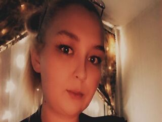 camgirl live sex picture CrystalSins