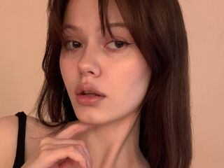 camwhore masturbating with sextoy DeniseBonnel