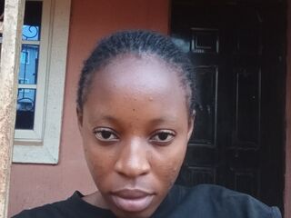 beautiful camgirl DewanAumira