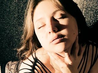 nude camgirl picture DinaMargaret
