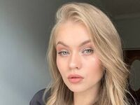 fingering girl webcam  ElaraBrooks