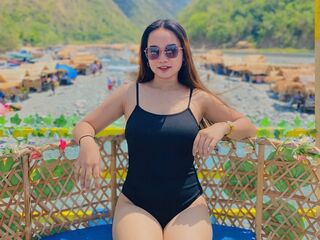 naked camgirl masturbating with vibrator ElliseWise