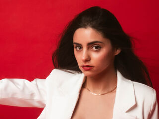 naked girl with webcam fingering pussy EmiliMua