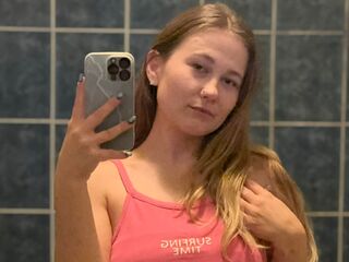 dity cam show GlossyMonica