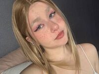 camgirl picture HoneyLumi