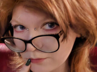 girl nude InezHiefnar