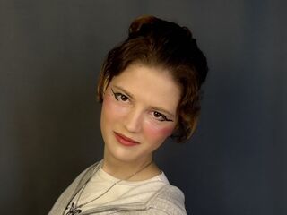 girl topless chat IrisKemp