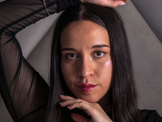 camgirl chatroom IrysMontiel