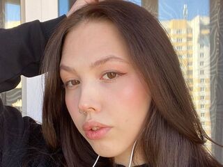 nude webcamgirl pic JanettLemoyne