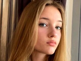 kinky cam JaniJarema