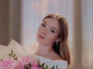 nude webcam girl photo JaniseServoss