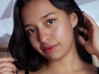 naked girl with webcam fingering pussy JaryNova