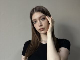 hot cam slut JennetteLefter