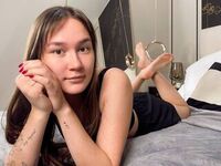 camwhore masturbating with dildo JessicaHeat