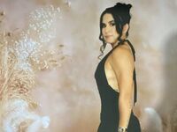 naked camgirl fingering pussy JuliethMaine